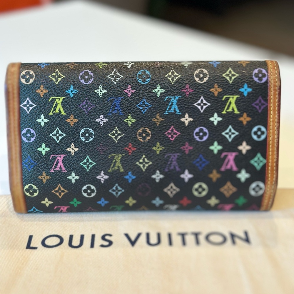 Louis Vuitton Takashi Murakami Rainbow Monogram Sarah Wallet - Picture 2 of 15